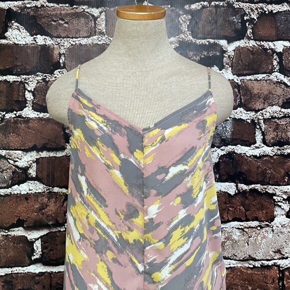 Gilli Tank To Women’s Small Spaghetti Straps NWT Camo Misty Rose Blouse - Picture 7 of 15